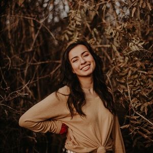 Meet your Posher, Sterling